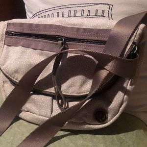 Lululemon handbag